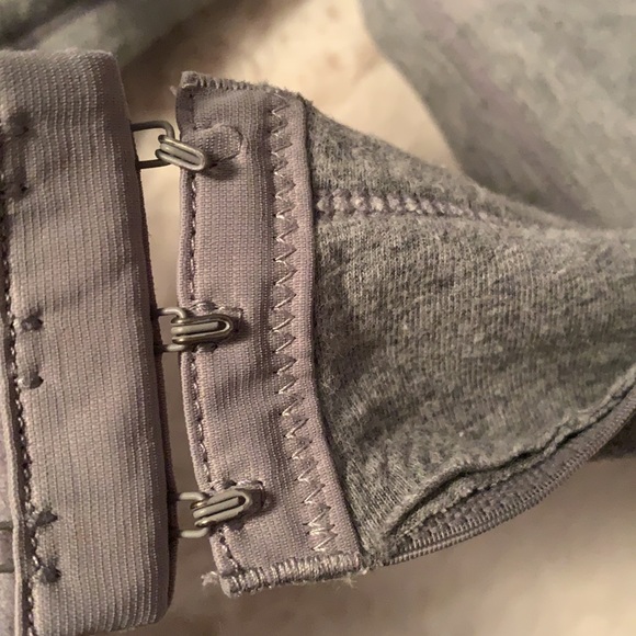 36DD Motherhood grey Nursing bra - Picture 5 of 5